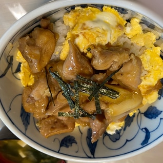 焼き鳥のネギマ丼